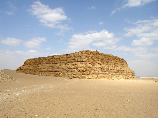 Pirámides de Egipto mastaba