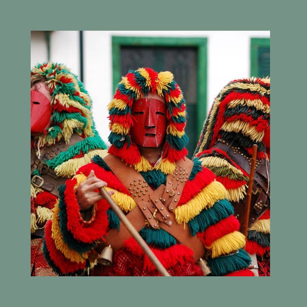 caretos en la portada de cursos patrimonio y museologia